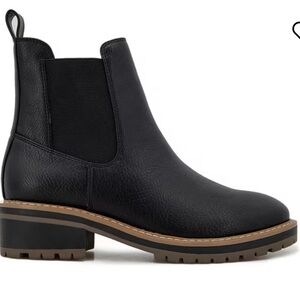WOMEN'S KENSIE KHAI CHELSEA BOOTS